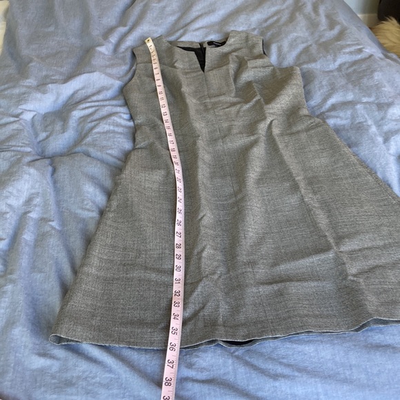 **SOLD** Theory wool dress - Picture 6 of 9